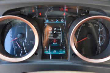 ����HOWO�Ῠ����M3 2.3L���� 148���� 6�� 3.85���Ű������ῨͼƬ