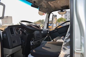����HOWO�Ῠ����M3 2.3L���� 148���� 6�� 3.85���Ű������ῨͼƬ