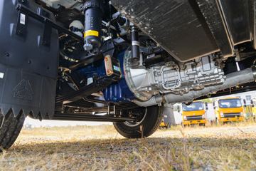 ����HOWO�Ῠ����M3 2.3L���� 148���� 6�� 3.85���Ű������ῨͼƬ