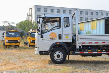 ����HOWO�Ῠ����M3 2.3L���� 148���� 6�� 3.85���Ű������ῨͼƬ
