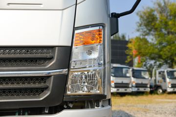 ����HOWO�Ῠ����M3 2.3L���� 148���� 6�� 3.85���Ű������ῨͼƬ
