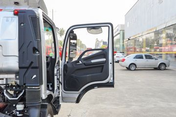�������ATV 2.5L���� 165���� ������6�� ���ų����жʽ�ῨͼƬ