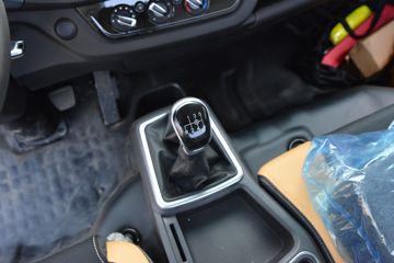 �������ATV 2.5L���� 165���� ������6�� ���ų����жʽ�ῨͼƬ