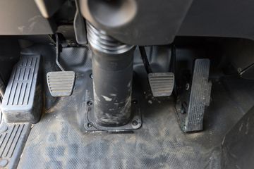 �������ATV 2.5L���� 165���� ������6�� ���ų����жʽ�ῨͼƬ