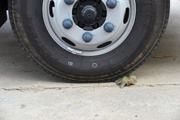 �������ATV 2.5L���� 165���� ������6�� ���ų����жʽ�ῨͼƬ