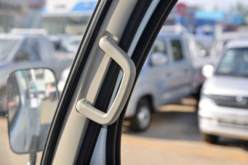 ����;��T7 Pro 1.6L���� 120���� 3.2��˫������΢��ͼƬ