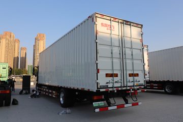�������ó� ���KR 2026�� 7L���� 380���� 4X2 ��ʿ��10�� AMT�Զ��� �߶�˫�� 9.8����ʽ�ػ���ͼƬ