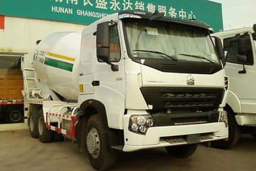 HOWO A7&nbsp;混凝土搅拌车图片
