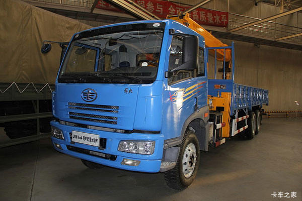 一汽悍威J5M重卡