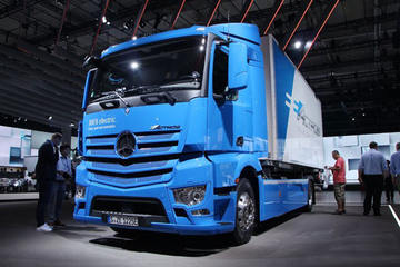 奔驰新Actros&nbsp;电动冷藏车图片