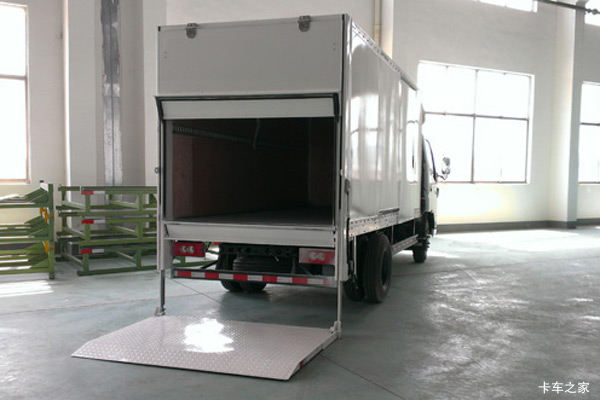 凯卓立垂直式尾板