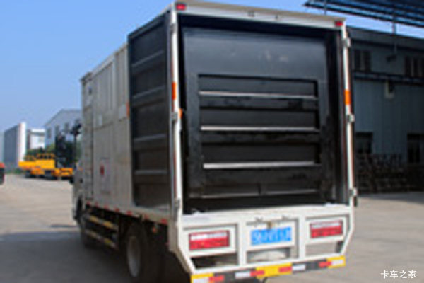 牛力QBN内藏式尾板