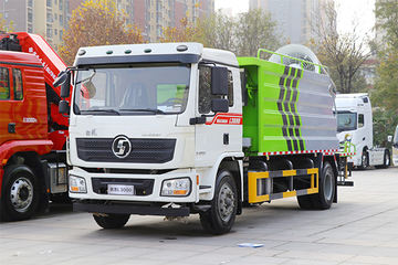 陕汽重卡底盘&nbsp;除尘车图片