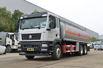 重汽汕德卡底盘&nbsp;油罐车图片