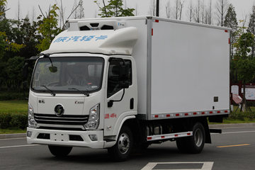 陕汽轻卡德龙K3000冷藏车
