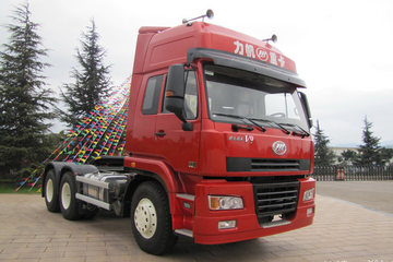 欧式战龙&nbsp;牵引车图片