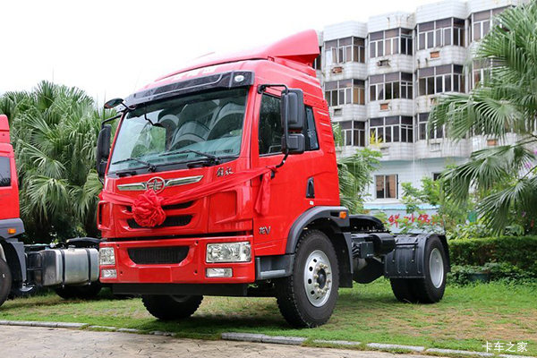 龙V牵引车