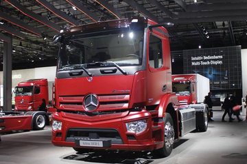 奔驰新Actros 载货车图片