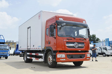 东风多利卡多利卡D9冷藏车