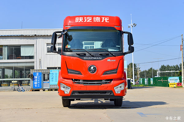 德龙M6000冷藏车