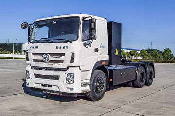 三环十通御龙电动牵引车