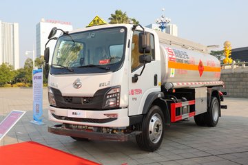 东风柳汽乘龙乘龙L2油罐车