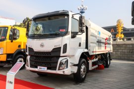 东风柳汽乘龙新乘龙M3扫路车图片
