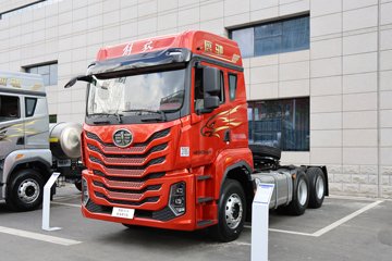 鹰驰&nbsp;牵引车图片