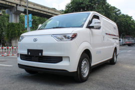瑞驰EC75冷藏VAN图片