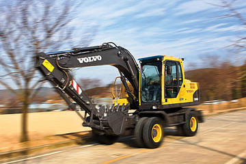 沃尔沃 轮式挖掘机&nbsp;挖掘机图片