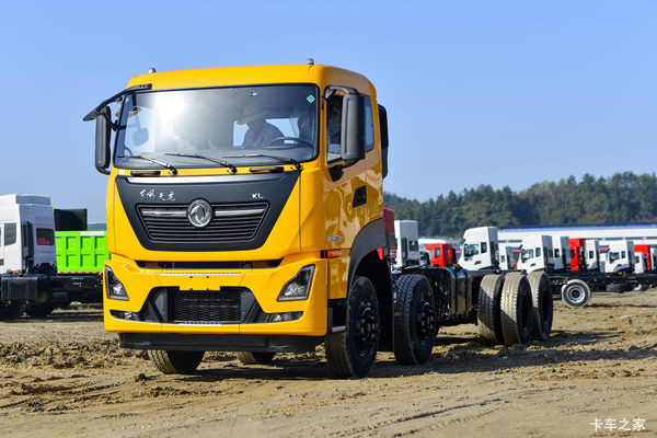 东风天龙KL洒水车/喷洒车图片
