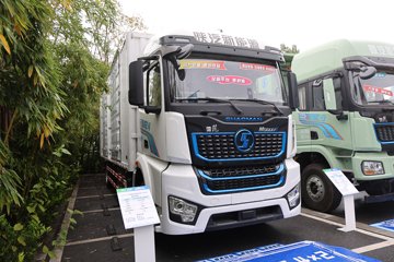 陕汽重卡德龙M5000E电动载货车