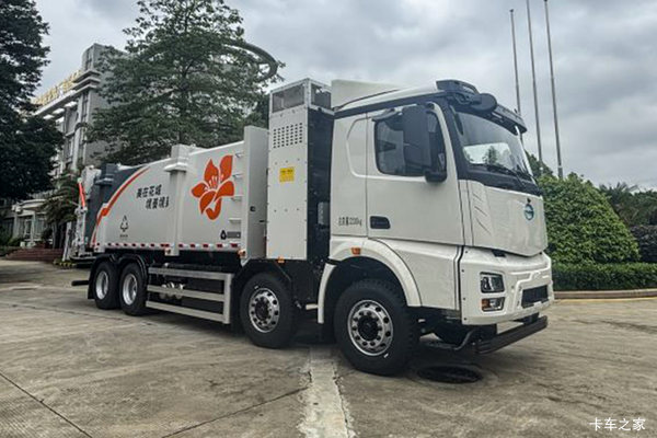 广汽领程D7电动垃圾运输车