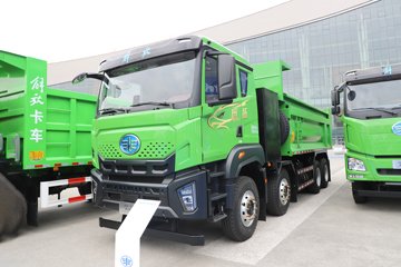 青岛解放鹰拓电动自卸车