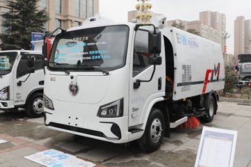 陕汽商用车智云S300扫路车