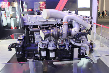 五十铃6缸系列&nbsp;发动机图片