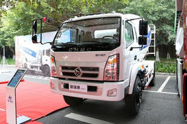 青岛解放新大威混凝土搅拌车图片