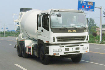 五十铃底盘&nbsp;混凝土搅拌车图片