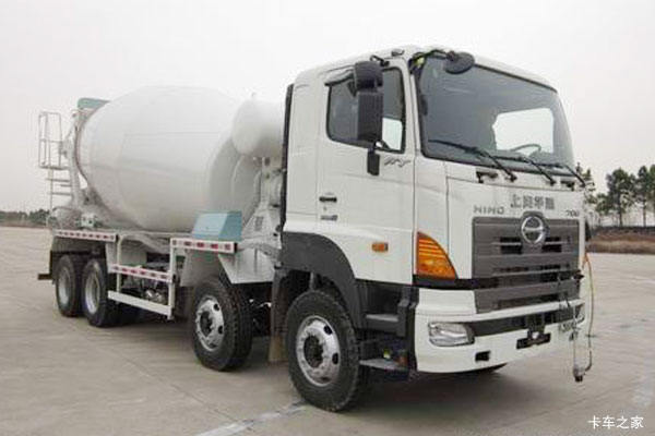 上海华建(华建牌)日野底盘