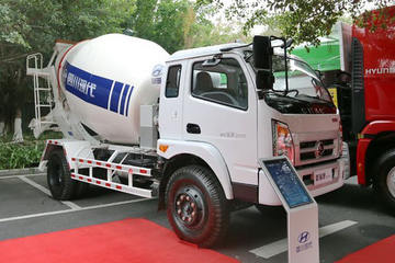 瑞康&nbsp;混凝土搅拌车图片