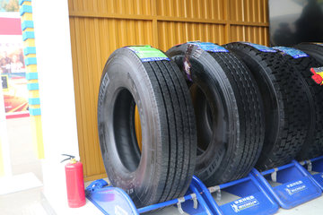 X LINE利其行&nbsp;轮胎图片