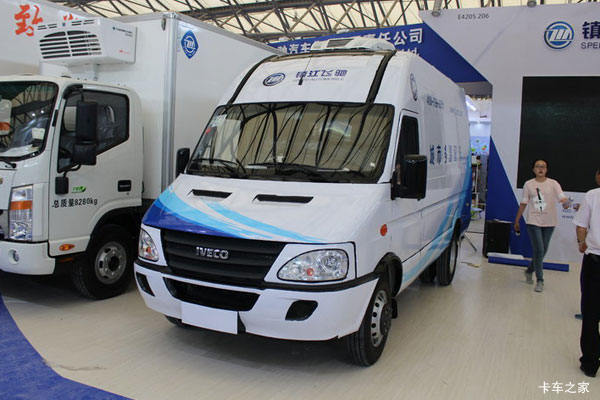 镇江飞驰(飞球牌)南京依维柯底盘