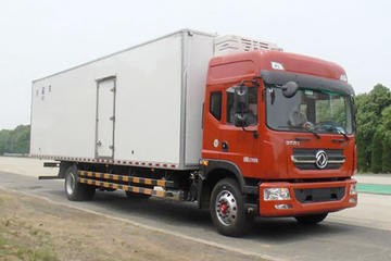 多利卡D12&nbsp;冷藏车图片