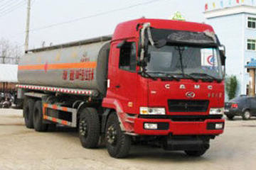 华菱底盘&nbsp;油罐车图片