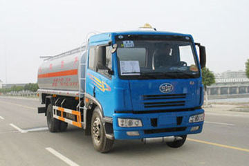 青岛解放底盘&nbsp;油罐车图片