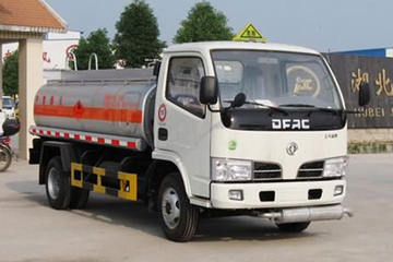 江铃底盘&nbsp;油罐车图片