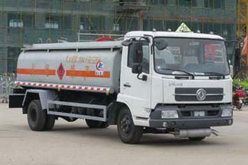 东风商用车底盘&nbsp;油罐车图片