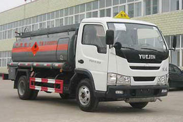 跃进底盘&nbsp;油罐车图片