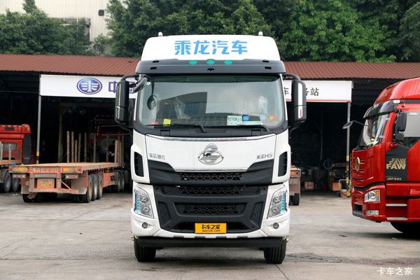 东风柳汽底盘油罐车