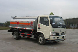 湖北楚胜(楚胜牌)东风福瑞卡底盘油罐车图片